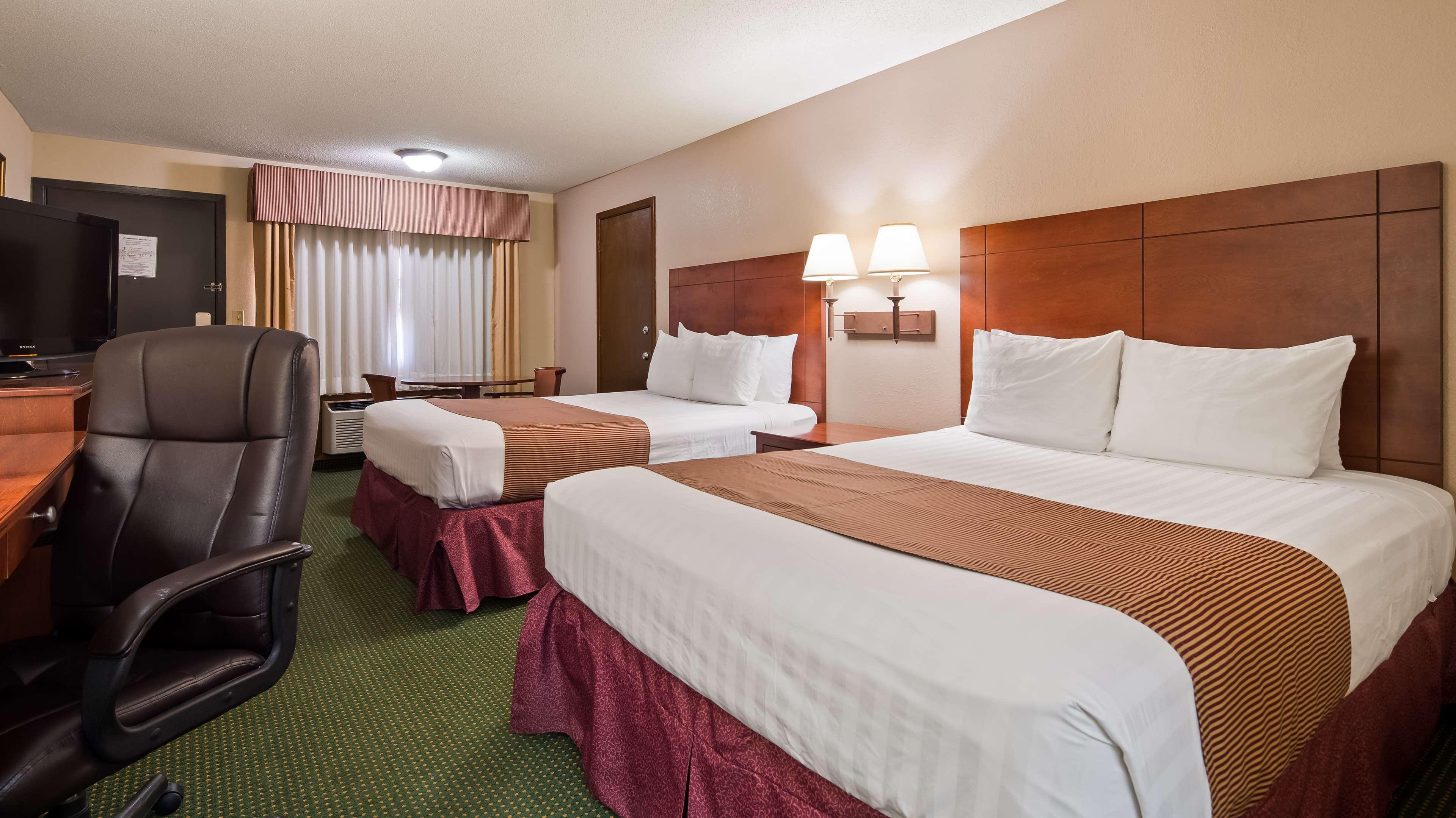 Best Western Montis Inn Сейнт Робърт Екстериор снимка
